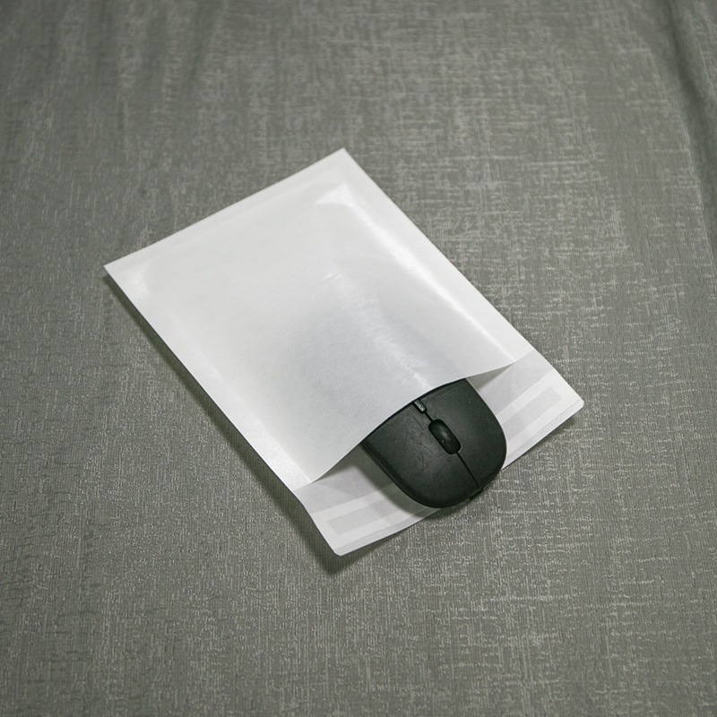 Zeal X lanserer spill-endrende resirkulerte glassin-papirposer – Premium, miljøvennlig emballasje for klær, gaver og kosmetikk